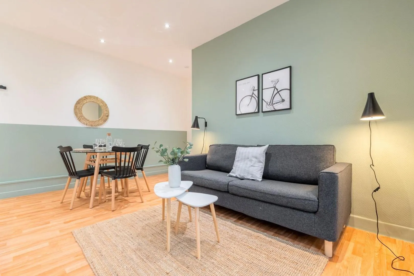 Apartment For 4 In Front Of Lille Flandres Station